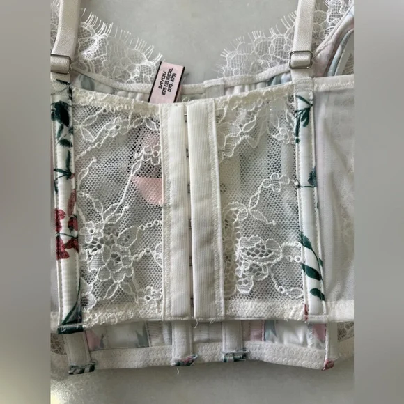 Victoria Secret Corset 🤍✨ BRAND NEW WITHOUT TAGS - Picture 4 of 4